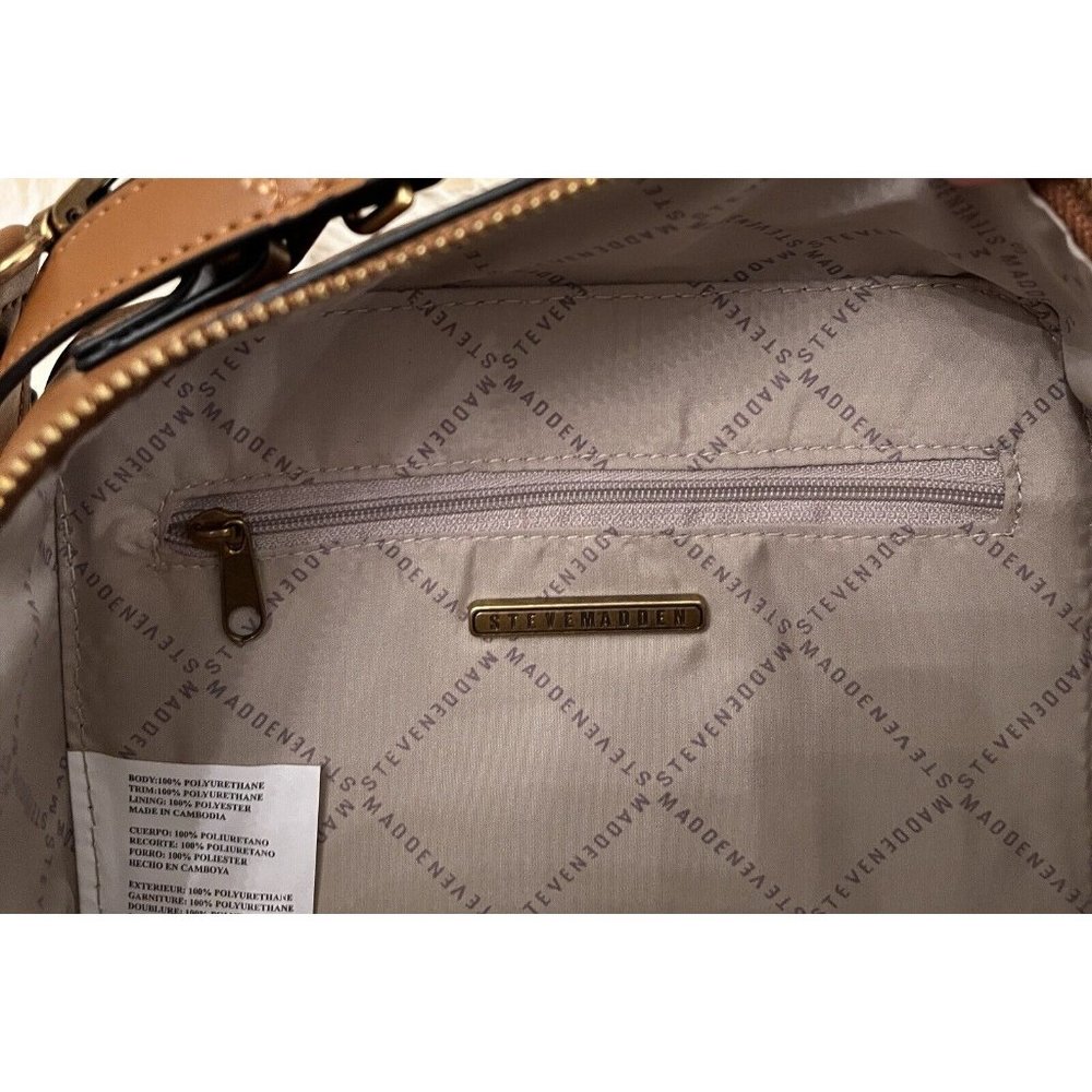 NWT STEVE MADDEN COGNAC BELIZZA WOVEN CROSSBODY HAND BAG AIRPODS TIKTOK VIRAL - Picture 7 of 8